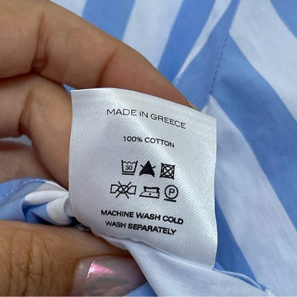 Woera Crop Button Up Light Top in Blue Stripe Size 0/ XS - Picture 5 of 7